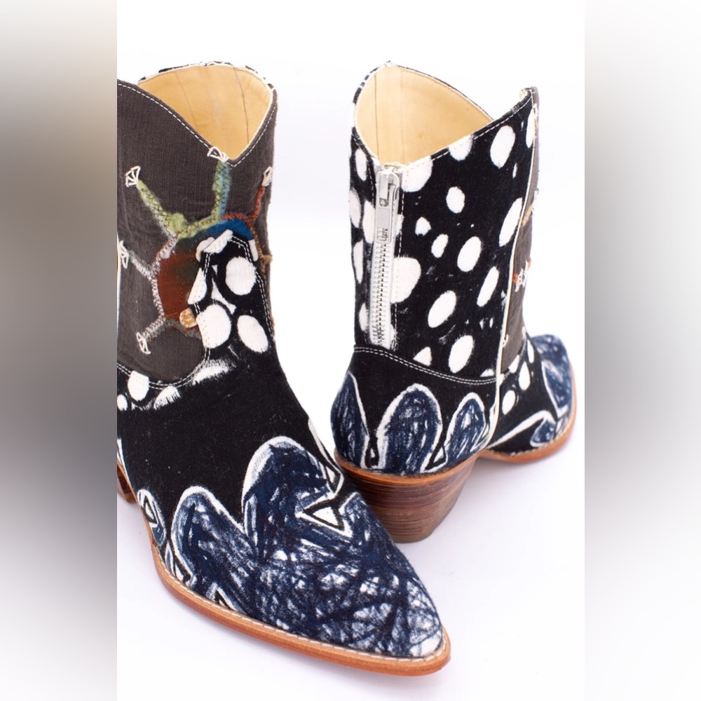 Momo New York Tasanka Boots size 41